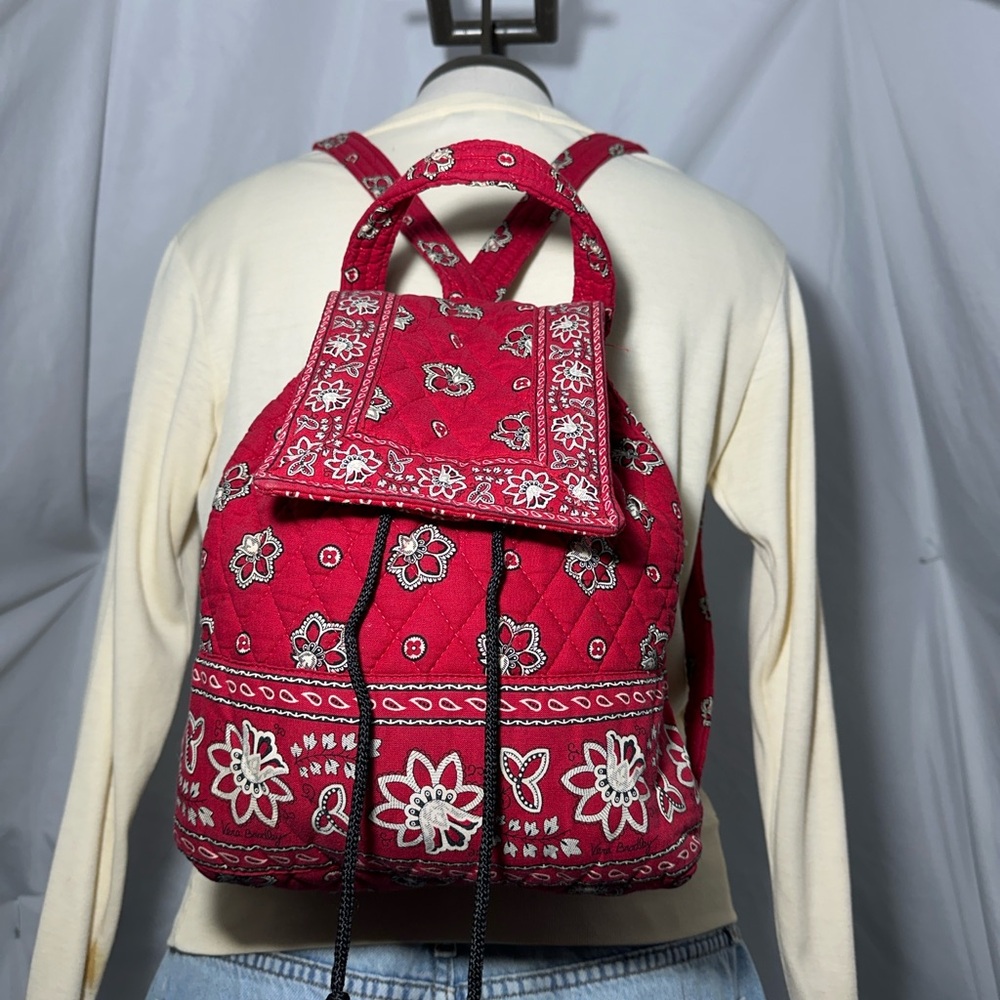 VERA BRADLEY Red Bandana Quilted Backpack Retro Y2K Small floral print bag